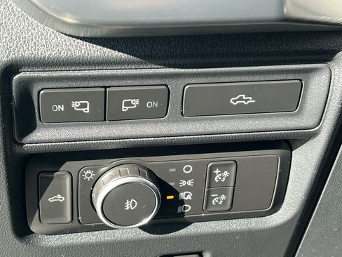 Used 2021 Ford F150 Lariat image 25