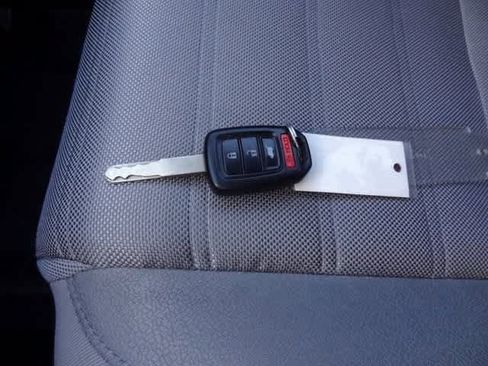 Used 2019 Honda CR-V LX image 24