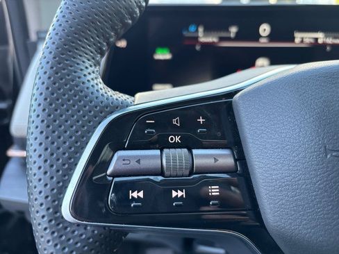 Used 2024 Nissan Ariya EVOLVE+ e-4ORCE * 272mi Est. R image 18