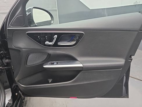 Used 2025 Mercedes-Benz C 300 Sedan image 49