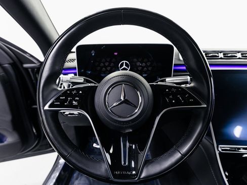 Used 2023 Mercedes-Benz Maybach S 680 4MATIC w/ Manufaktur Leather Package image 12