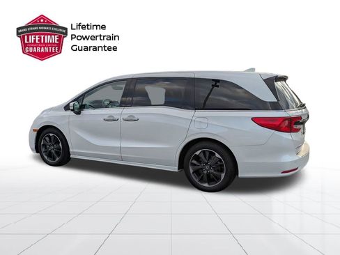 Used 2024 Honda Odyssey Elite image 5