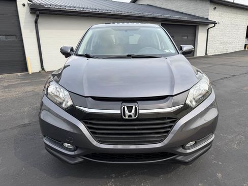 Used 2018 Honda HR-V EX image 7