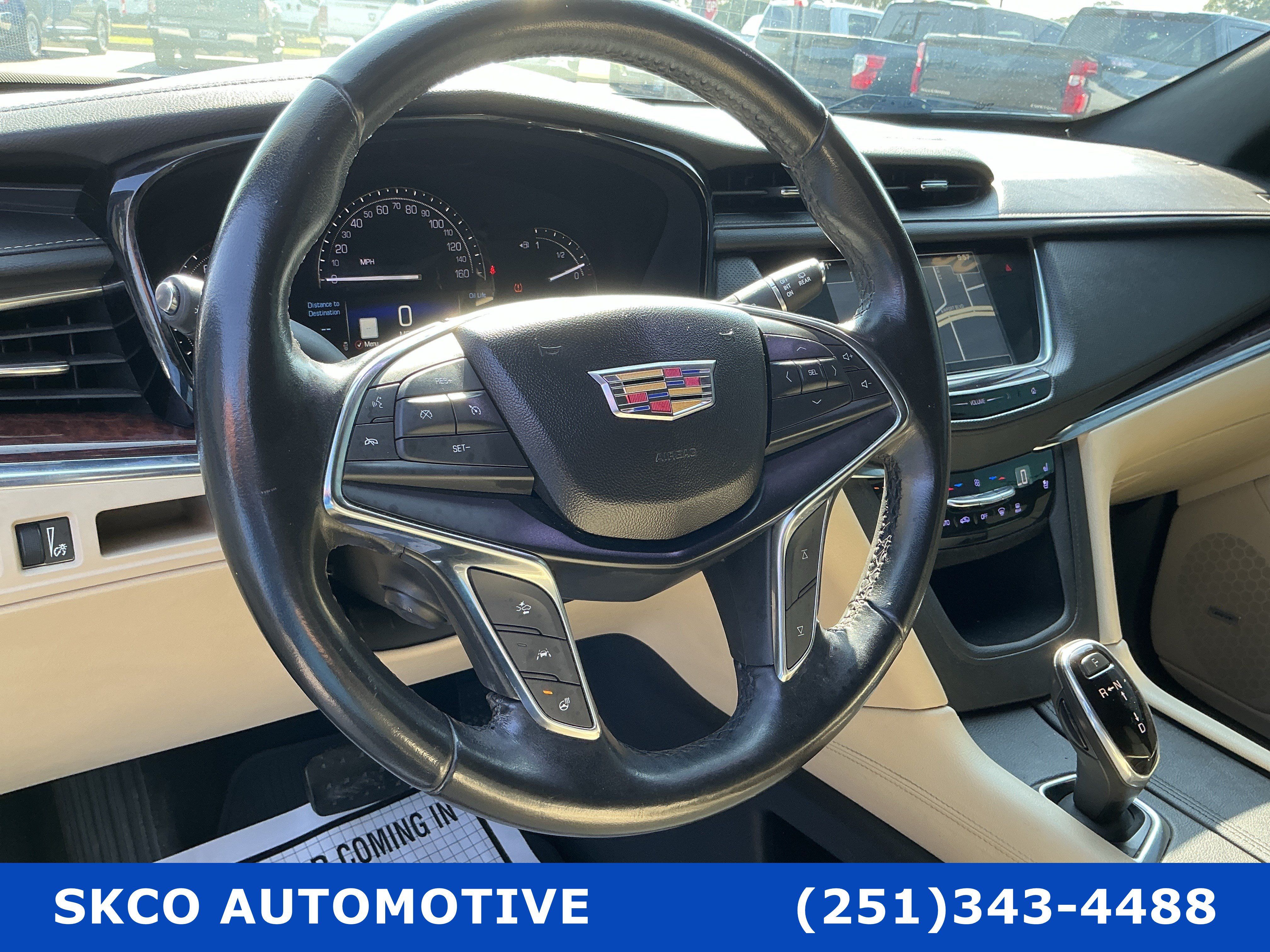 Used 2019 Cadillac XT5 Premium Luxury FWD image 19