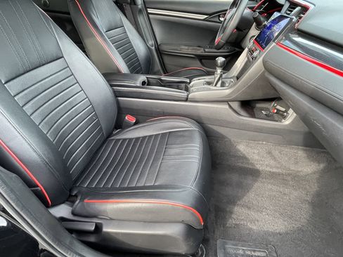 Used 2018 Honda Civic Sport image 14