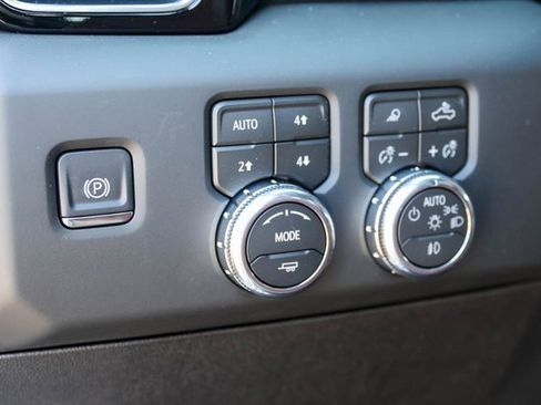 New 2026 GMC Sierra 3500 Denali Ultimate image 14