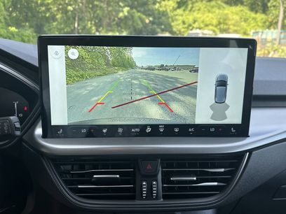 New 2025 Ford Escape SE