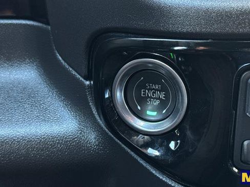 Used 2025 Chevrolet Silverado 1500 High Country w/ Technology Package AWD/4WD image 26