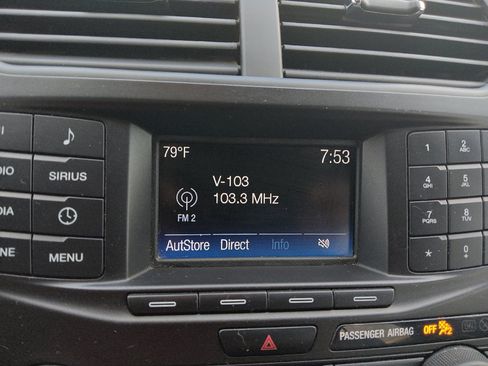 Used 2018 Ford Explorer FWD image 25