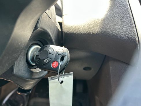 Used 2014 Ford Focus SE w/ Equipment Group 201A FWD image 35