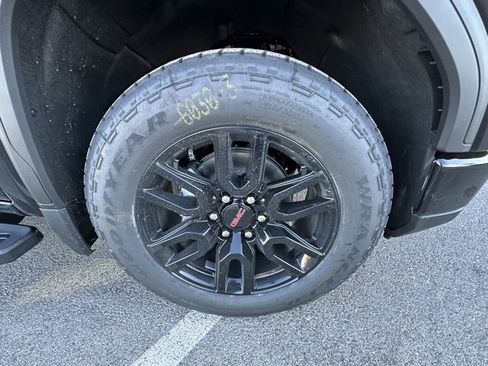 New 2026 GMC Sierra 1500 Elevation w/ Elevation Premium Package image 4