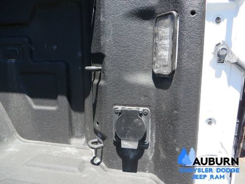 Used 2025 GMC Sierra 1500 AT4 AWD/4WD image 13