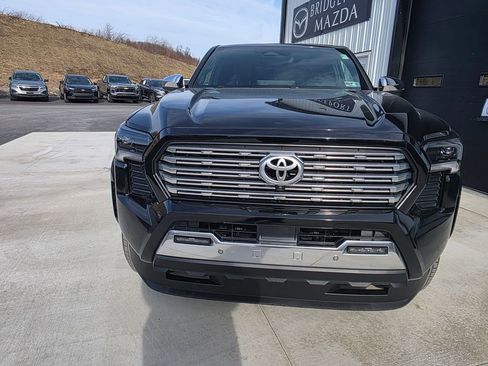 Used 2024 Toyota Tacoma Limited w/ Limited Package (LT) image 2