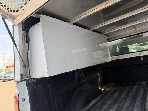 Used 2018 Chevrolet Silverado 1500 LT w/ Redline Edition image 15