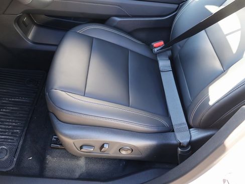 New 2026 GMC Acadia Elevation w/ Elevation Premium Package image 39