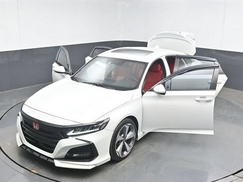 Used 2019 Honda Accord Sport image 52
