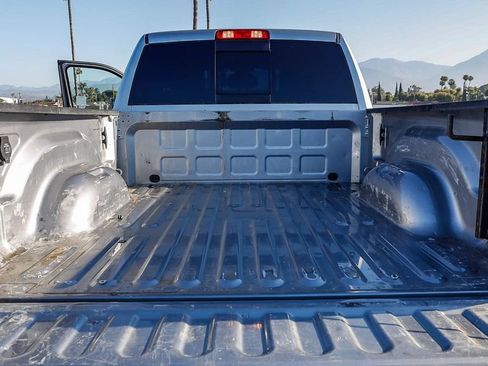 Used 2024 RAM 2500 Laramie AWD/4WD image 30