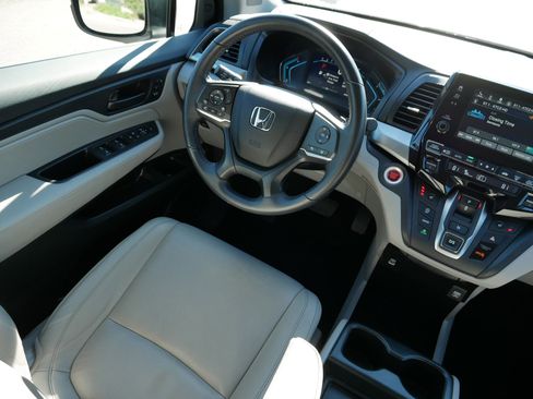 Used 2022 Honda Odyssey EX-L image 9