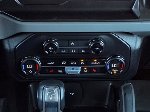 Used 2023 Ford Bronco Big Bend w/ Sasquatch Package image 15