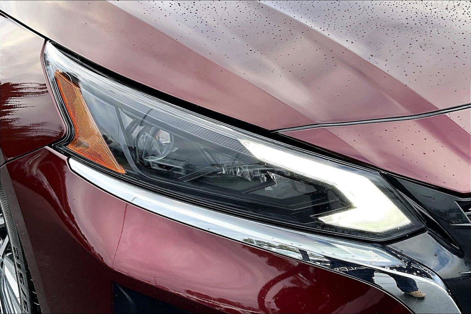 Used 2025 Nissan Altima 2.5 SV FWD image 31