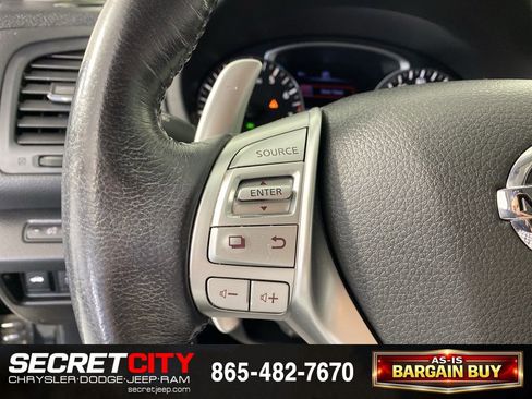 Used 2018 Nissan Altima 2.5 SR w/ SR Midnight Edition image 13