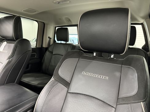Used 2024 RAM 2500 Laramie AWD/4WD image 9