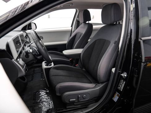 Used 2024 Hyundai Ioniq 5 SEL RWD image 40