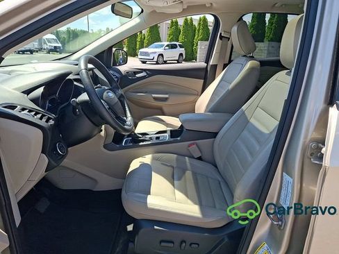 Used 2018 Ford Escape SEL AWD/4WD image 14