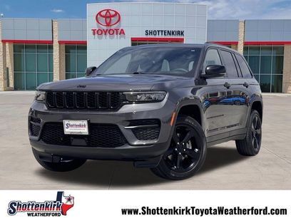 Used 2023 Jeep Grand Cherokee Altitude