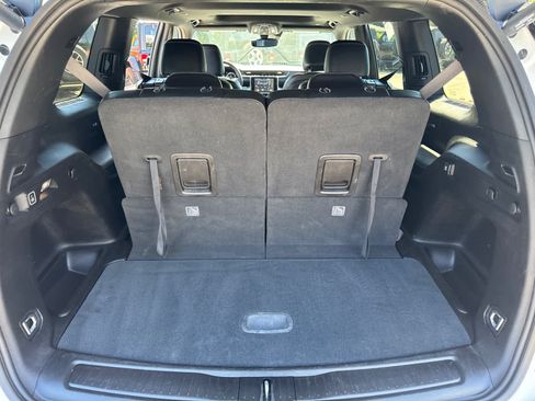 Used 2023 Jeep Grand Cherokee L Laredo AWD/4WD image 34