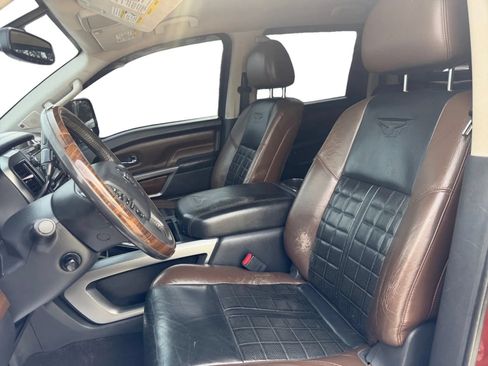 Used 2017 Nissan Titan Platinum Reserve AWD/4WD image 13