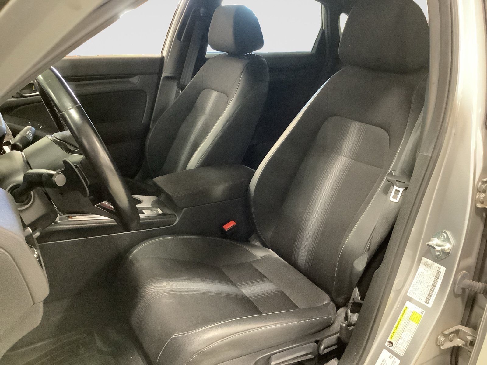 Used 2024 Honda Civic Sport image 12