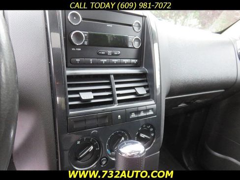 Used 2009 Ford Explorer XLT image 13