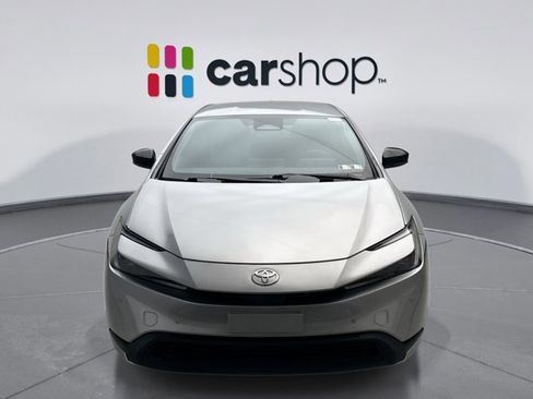 Used 2024 Toyota Prius LE image 8