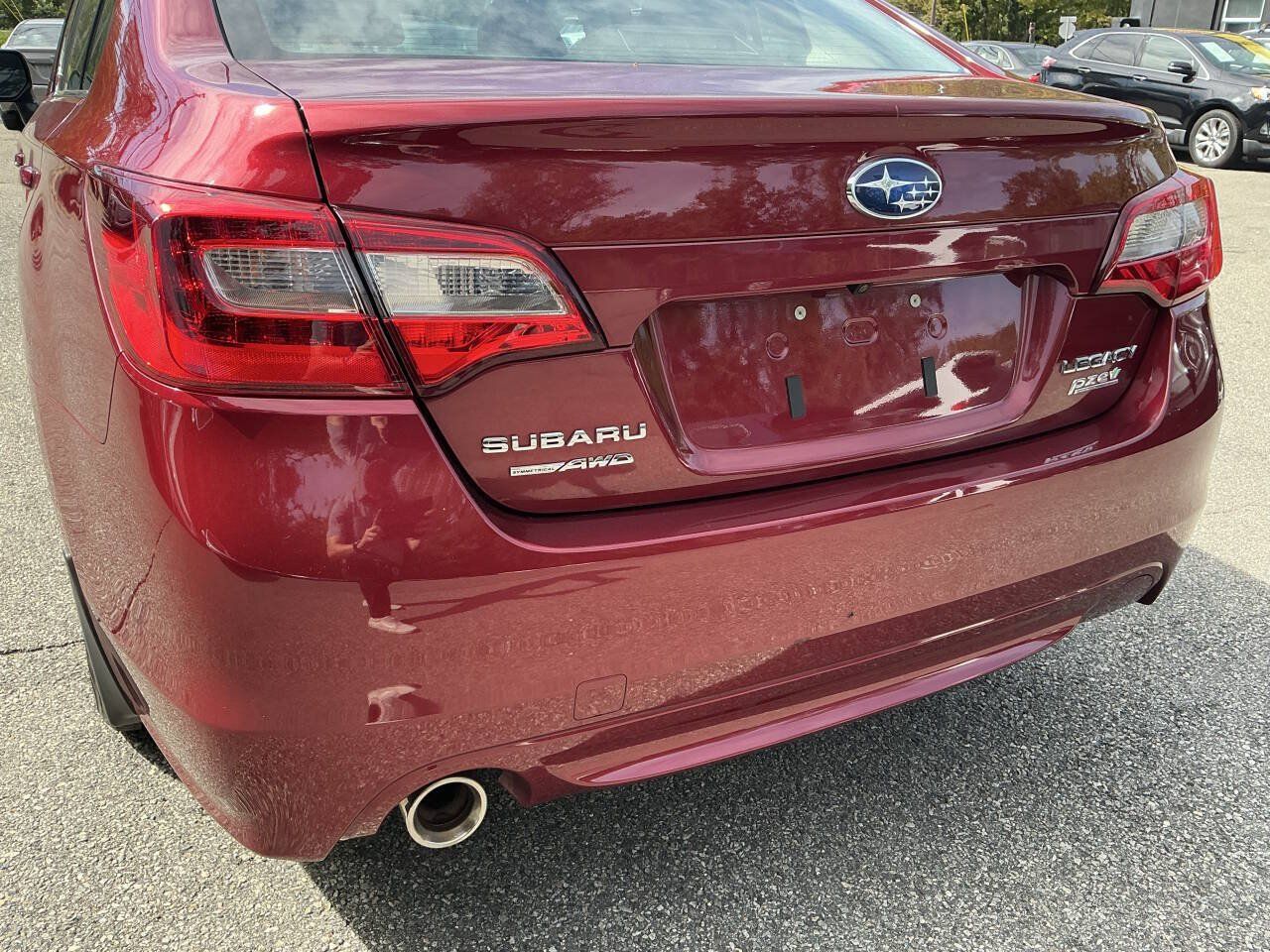 Used 2016 Subaru Legacy 2.5i Premium AWD/4WD image 7