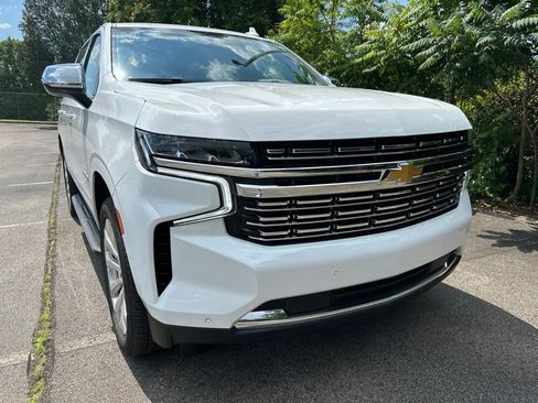 Used 2023 Chevrolet Tahoe Premier AWD/4WD image 1