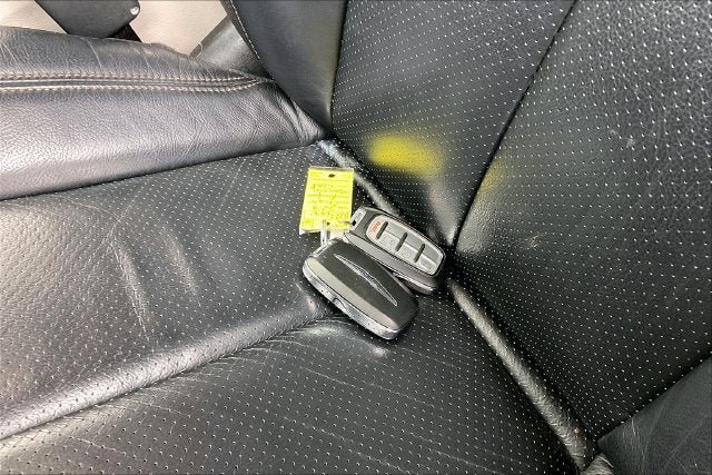Used 2019 Chrysler Pacifica Touring-L Plus w/ Advanced Safetytec Group FWD image 13