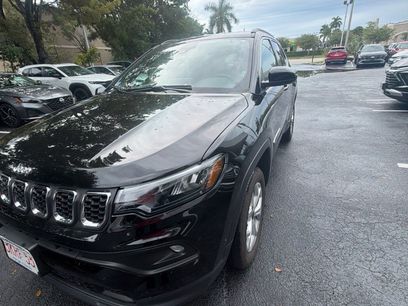 Used 2025 Jeep Compass Latitude