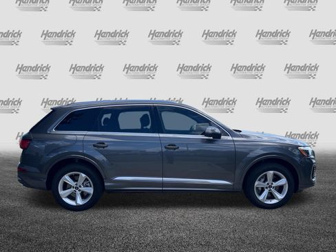 Certified 2025 Audi Q7 2.0T Premium w/ Convenience Package AWD/4WD image 10