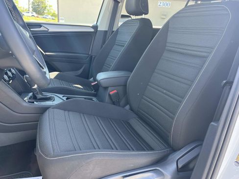 Used 2023 Volkswagen Tiguan S FWD image 21
