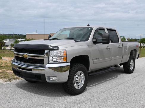 Used 2008 Chevrolet Silverado 2500 LTZ w/ Safety Package image 1