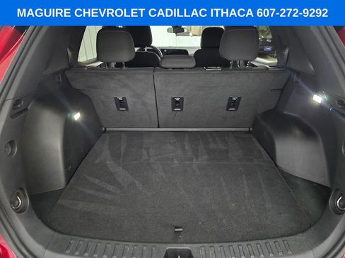 Used 2025 Chevrolet Equinox LT w/ Midnight Edition AWD/4WD image 11