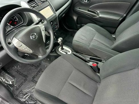 Used 2019 Nissan Versa SV FWD image 10