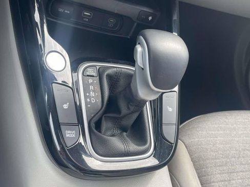 Used 2023 Kia Soul EX image 19