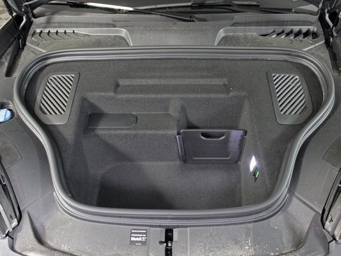 Used 2025 Porsche Macan Turbo Electric image 11