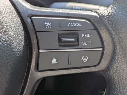 Certified 2026 Honda HR-V LX image 31