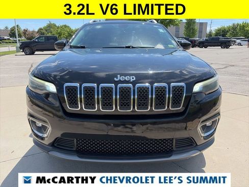 Used 2019 Jeep Cherokee Limited AWD/4WD image 3