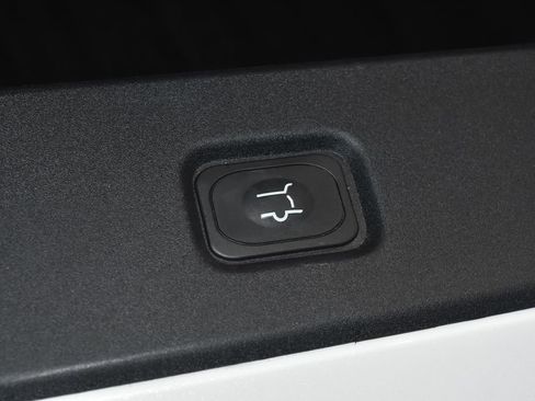Used 2025 Lincoln Navigator L Reserve AWD/4WD image 34