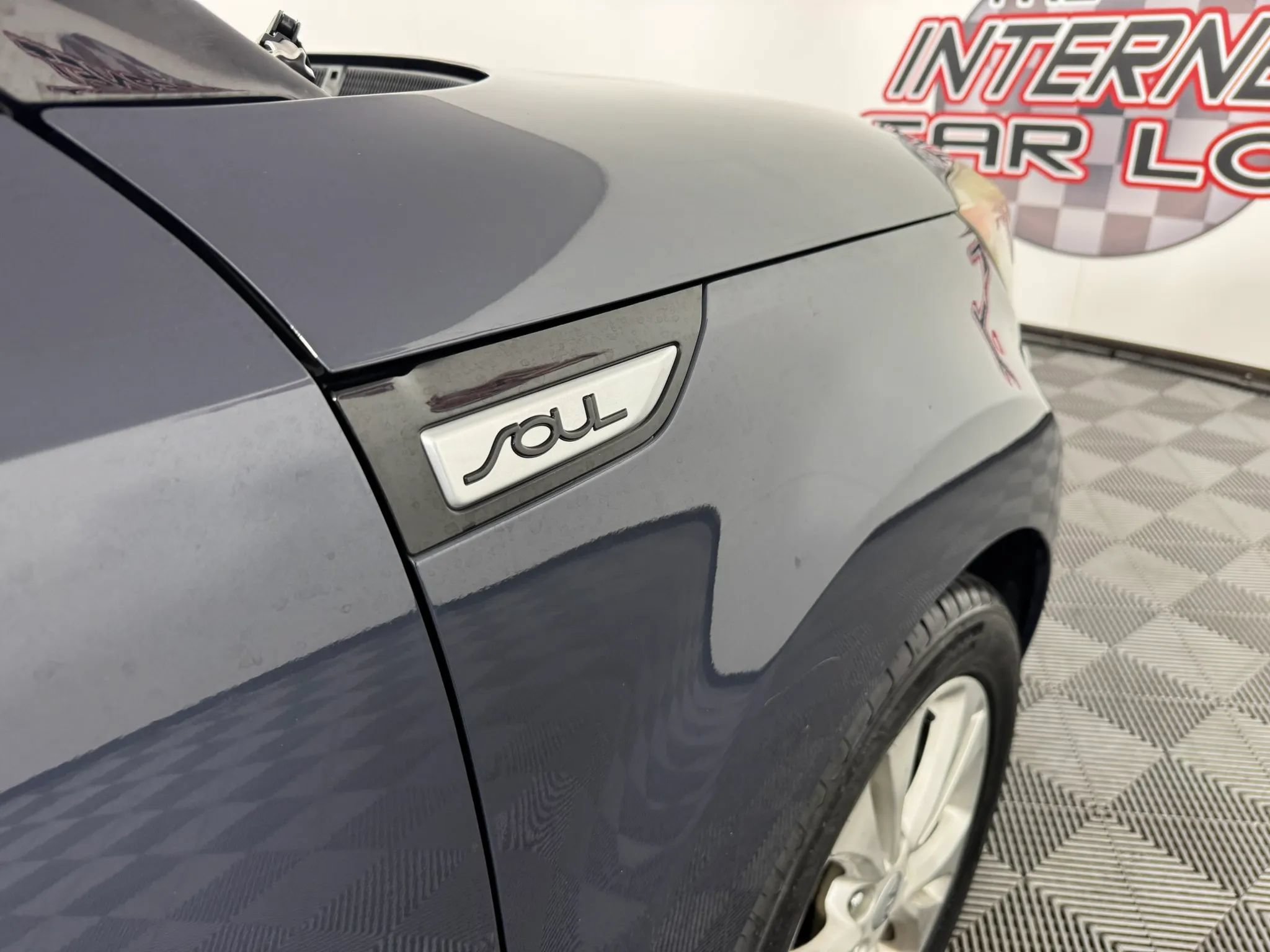 Used 2016 Kia Soul + FWD image 29