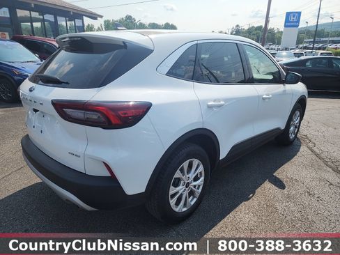 Used 2023 Ford Escape Active AWD/4WD image 8